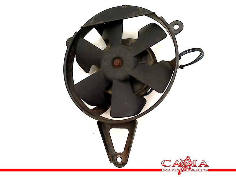 VENTILATEUR YZF 600 R Thunder Cat (1996-2002 (YZF600R 4TV), Motos, Dhr. S. di Majo, Utilisé, Info@cama-motorparts.nl, P.J. Troelstraweg 8 8
3144 CX  MAASSLUIS, NL