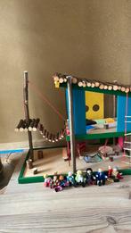 Houten boomhut mer poppenfamilie, Kinderen en Baby's, Ophalen of Verzenden, Gebruikt, Poppenhuis