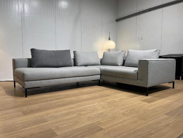 NIEUWSTAAT Aikon Lounge Hoekbank + GARANTIE NP €8.950, Huis en Inrichting, Zetels | Zetels, Hoekbank, Stof, Ophalen of Verzenden