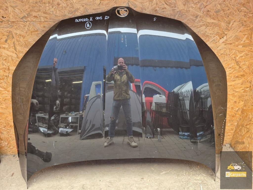 Skoda Superb III 2015-2024 motorkap, Tr. Vaclava Klementa 869
293 01  Mlada Boleslav, CZ, Skoda, Motorkap, Skoda Auto a.s.