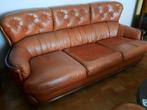 vintage engelse 3zitbank in cognackleur, Huis en Inrichting, Zetels | Zetels, Ophalen, 100 tot 125 cm, Driepersoons, Zo goed als nieuw