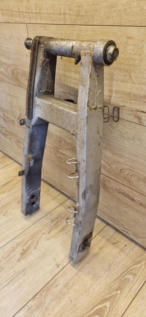 Bras oscillant Kawasaki Zr7 750 2001, Envoi