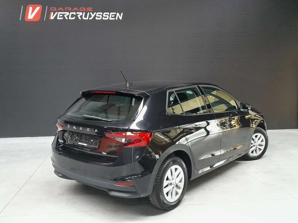 Skoda Fabia Fabia 1.0i (bj 2024), Lichtmetalen velgen, Gebruikt, Euro 6, Zwart