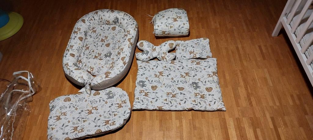 Babynestje Magical Woodland met dekentjes en parkomranding, Kinderen en Baby's, Babykleding | Overige, Ophalen, Nieuw, Jongetje of Meisje