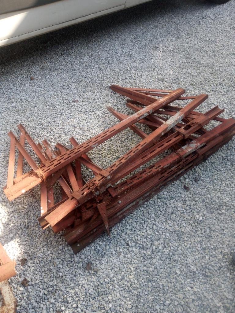 Te koop: balkklemmen, Ophalen, Gebruikt