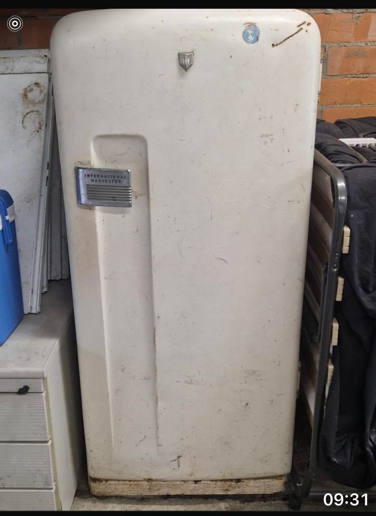 Vintage ijskast met diepvries vak, Elektronische apparatuur, Koelkasten en IJskasten, Ophalen, Gebruikt, 140 tot 160 cm, 45 tot 60 cm