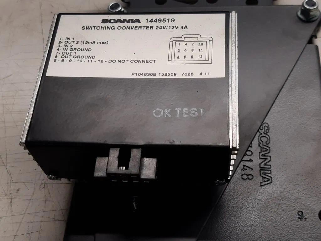Scania 1449519 of 1746312 omvormer 24-12 V 4Ah, 4-serie, Gebruikt