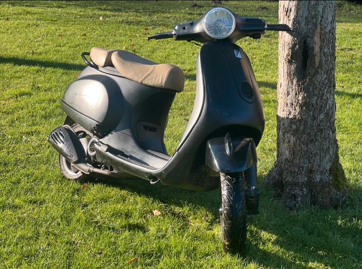 Vespa LX50, Fietsen en Brommers, Scooters | Overige merken, Gebruikt, Klasse A (25 km/u), Benzine, Ophalen