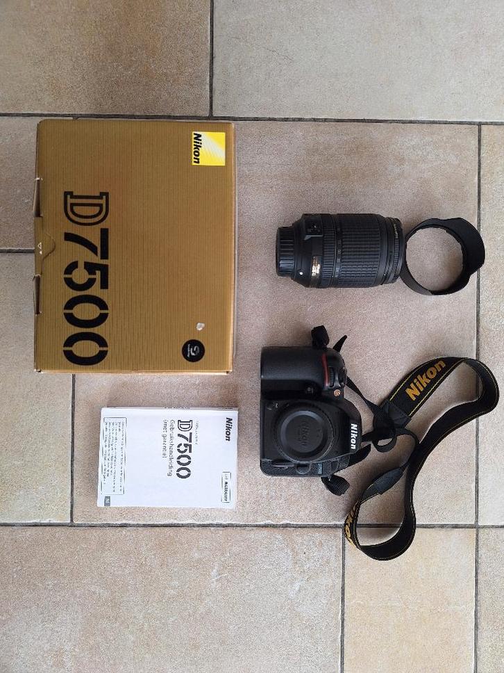 Nikon D7500 met bijhorende lens, TV, Hi-fi & Vidéo, Appareils photo numériques, Comme neuf, Reflex miroir, Nikon, Enlèvement