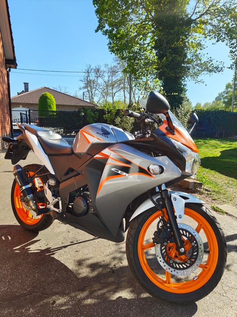Honda CBR125r 9 000 km, Motos, Particulier, Occasion