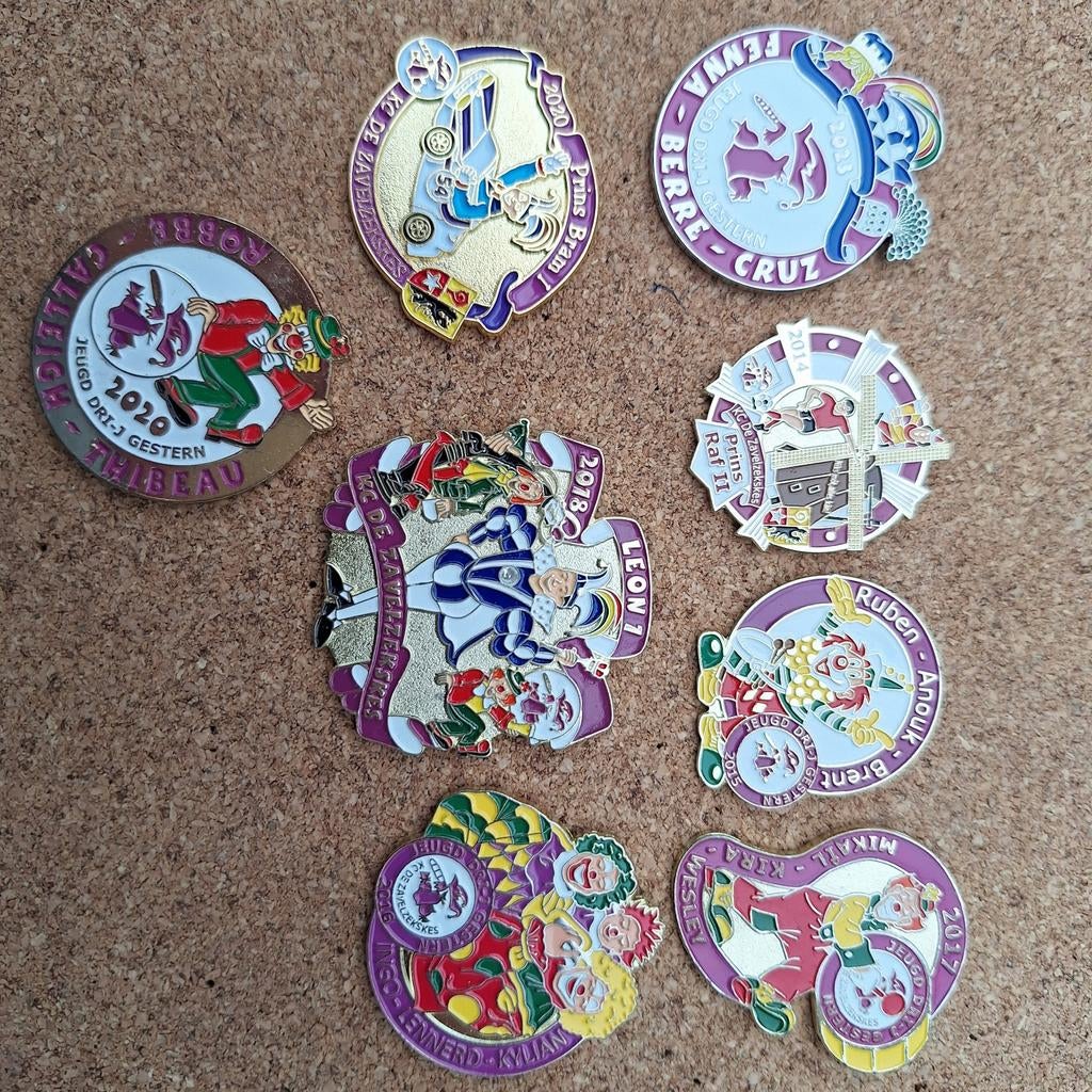 Pins  zavelzekskes, Verzamelen, Ophalen of Verzenden