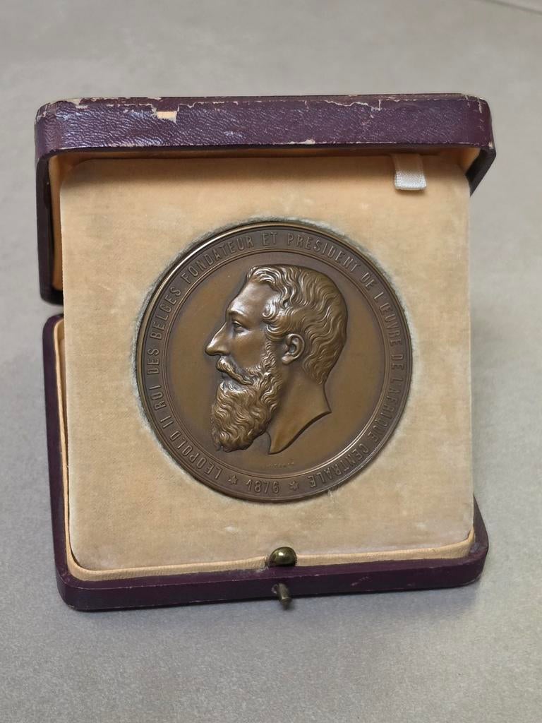 medaille 1876 Leopold II "l,oeuvre de l-Afrique Centrale", Ophalen of Verzenden, Brons