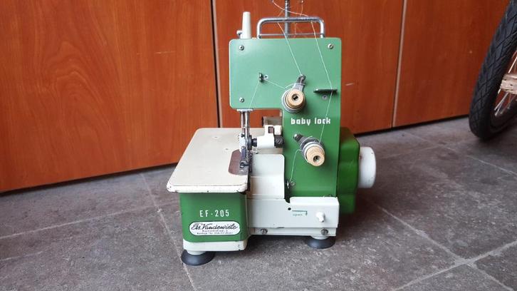 Lockmachine vintage, Hobby en Vrije tijd, Naaimachines en Toebehoren, Gebruikt, Lockmachine, Overige merken, Ophalen