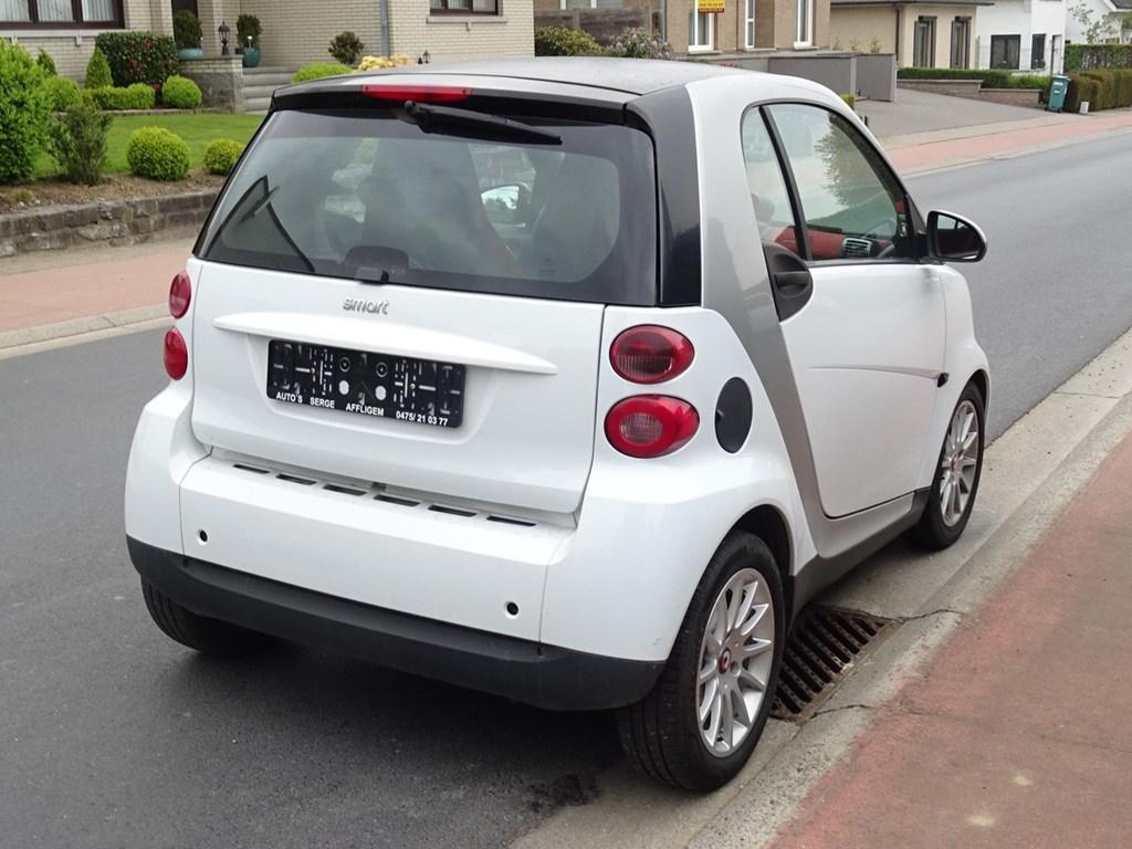 Smart forTwo   Coupe 1.0i Mhd Passion Softouch, Auto's, Smart, Automaat, Euro 5, https://public.car-pass.be/vhr/22b8e1e9-2f2d-4553-b023-1d106a1f45ef
