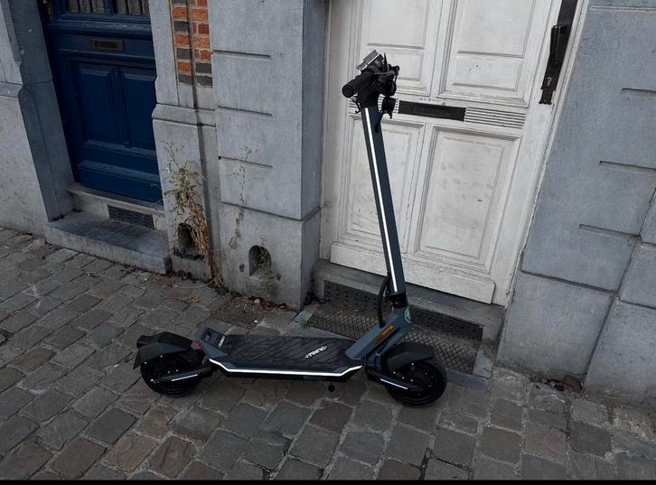 Trotinette electrique punk rider pro, Vélos & Vélomoteurs, Trottinettes, Comme neuf, Enlèvement