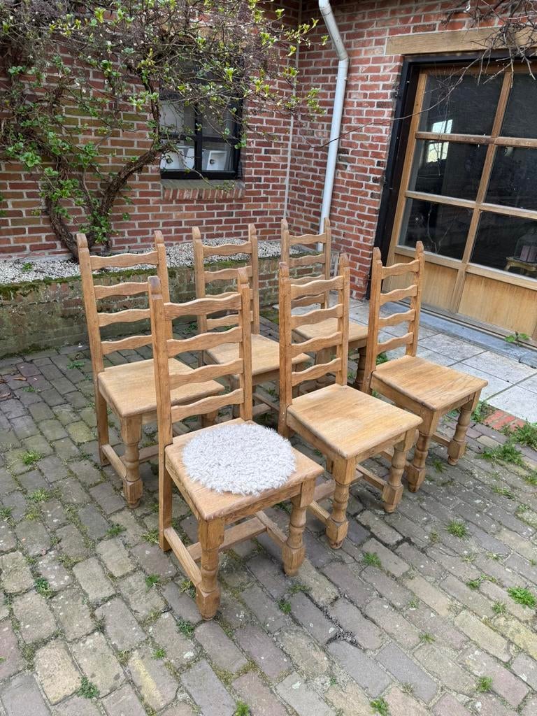 6 identieke massief eiken stoelen gezandstraald, Huis en Inrichting, Ophalen, Zo goed als nieuw