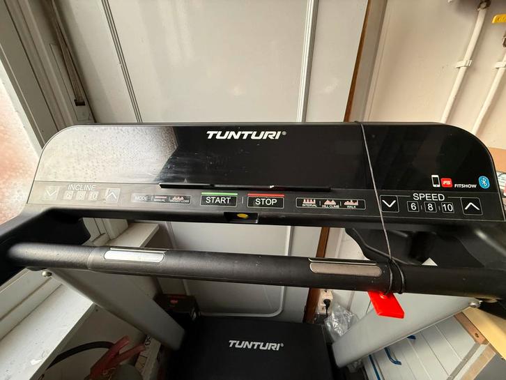 Carrière, Sports & Fitness, Appareils de fitness, Utilisé, Tapis roulant, Enlèvement