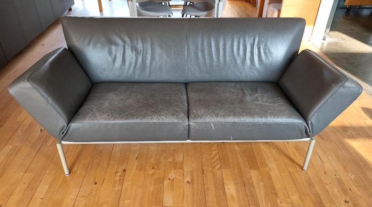 Deux sièges en cuir, Maison & Meubles, Canapés | Salons, Utilisé, Banc droit, Trois personnes, 200 à 250 cm, 75 à 100 cm, Cuir