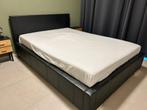 Bed + lattenbodem + matras 140cm, Ophalen, Overige materialen, Gebruikt, Zwart