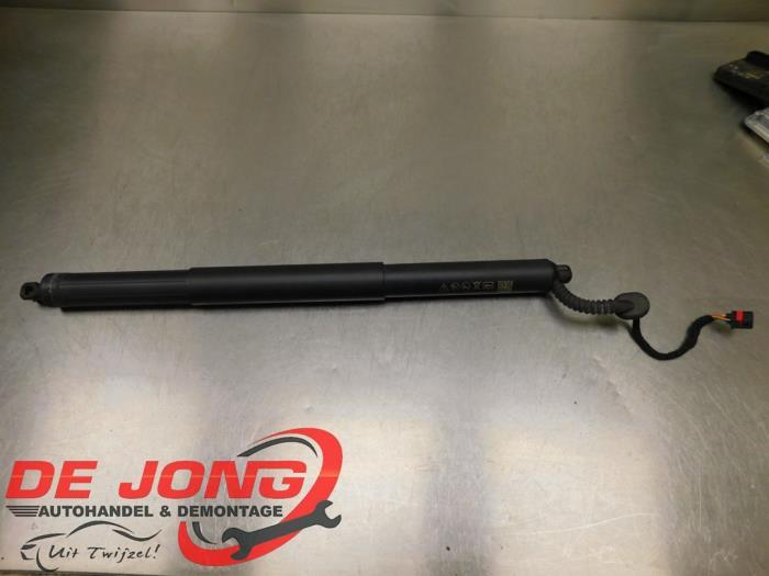 Hayon moteur d'un Audi Q5, Autos : Pièces & Accessoires, -, 3 mois de garantie, Audi, Utilisé