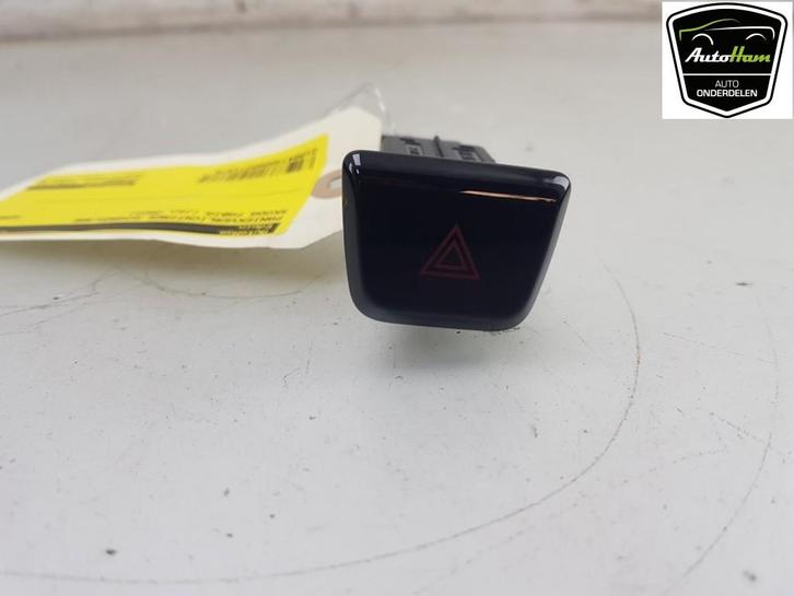 ALARMLICHTEN SCHAKELAAR Skoda Fabia IV (PJ3) (01-2021/-), Auto-onderdelen, Dashboard en Schakelaars, Skoda, Gebruikt