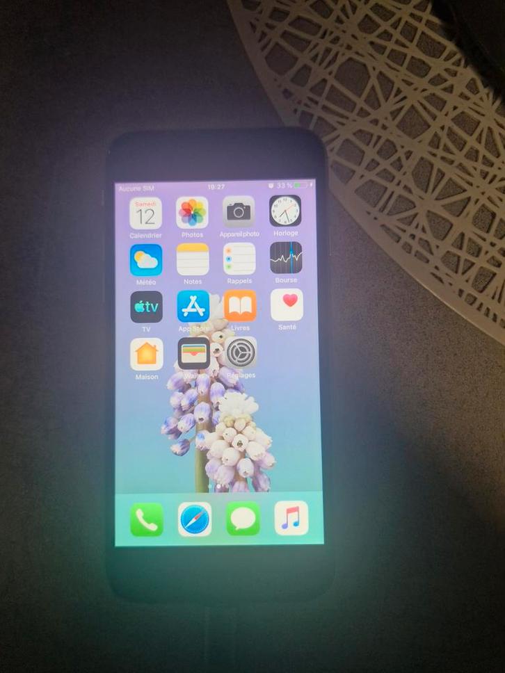 iPhone 6 quasi neuf à saisir  0491.30.91.77, Consoles de jeu & Jeux vidéo, Consoles de jeu | Xbox Series X & S, Enlèvement ou Envoi