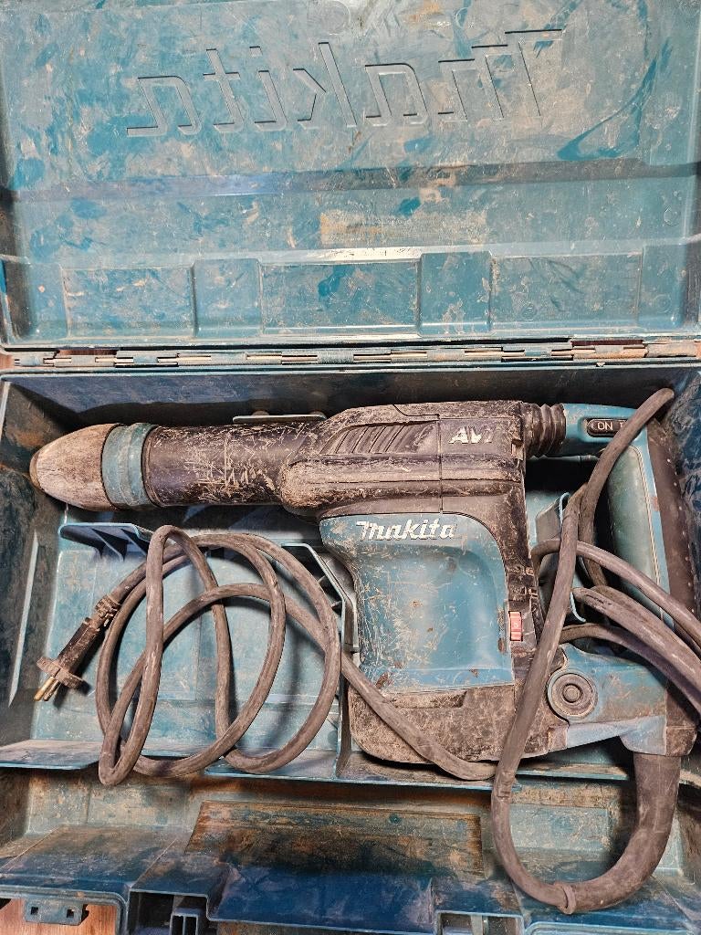 Marteau de démolition Makita SDS Max, Bricolage & Construction, 600 watts ou plus, Enlèvement, Utilisé, Mécanisme de percussion