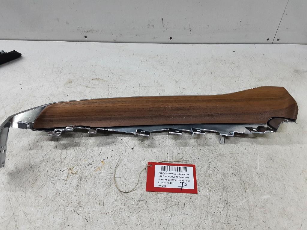 DIVERS DIVERS Jeep Grand Cherokee L (WL) (7FG251AAAA), Jeep, Mevr. I. Hauben, Utilisé, Rue de l'Espoir 34 34
4030  GRIVEGNÉE, BE