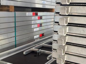 Steigers / Vloeren / Passagevlonder met ladders, Enlèvement, Neuf