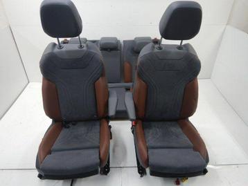 VW ID4 11A Interieur Leer-Alcantara Bruin/Grijs beschikbaar voor biedingen