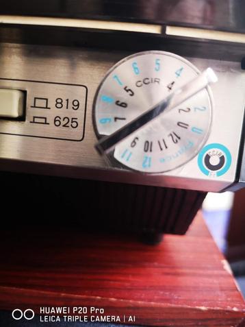 SONY vintage tv beschikbaar voor biedingen