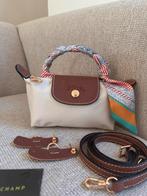 Petit sac Longchamp beige neuf avec bandoulière, Ophalen of Verzenden, Nieuw, Beige