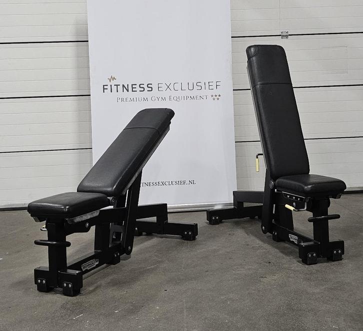 Technogym Adjustable Bench Pure verstelbaar fitnessbankje, Sport en Fitness, Fitnessmaterialen, Gebruikt, Fitnessbank, Armen, Benen