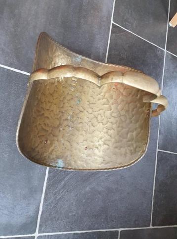 houtschaal beschikbaar voor biedingen