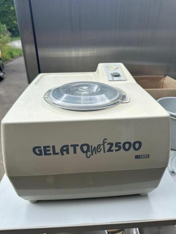 Gelato Chef semi-professionele ijsmachine beschikbaar voor biedingen