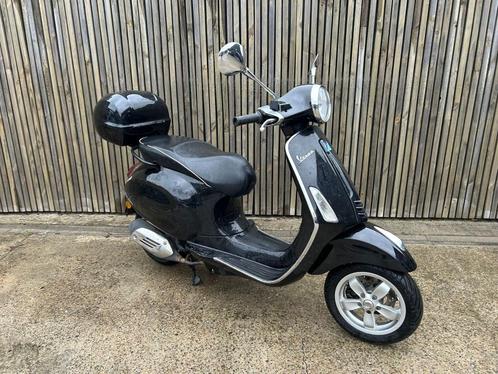 VESPA Primavera (B-klasse) 2016, Fietsen en Brommers, Scooters | Vespa, Gebruikt, Overige modellen, Klasse B (45 km/u), Benzine