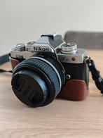 Nikon Z FC + 28mm f2.8 SE, Audio, Tv en Foto, Fotocamera's Digitaal, Ophalen, Zo goed als nieuw, Nikon
