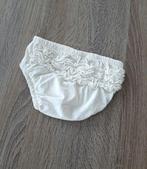 Wit broekje met frulletjes 56, Enfants & Bébés, Vêtements de bébé | Taille 56, Zeeman, Enlèvement ou Envoi, Fille, Pantalon