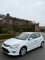Hyundai i30 1.6Benzine Euro 5 Gekeurd voor verkoop, Autos, Euro 5, Achat, Boîte manuelle, Noir