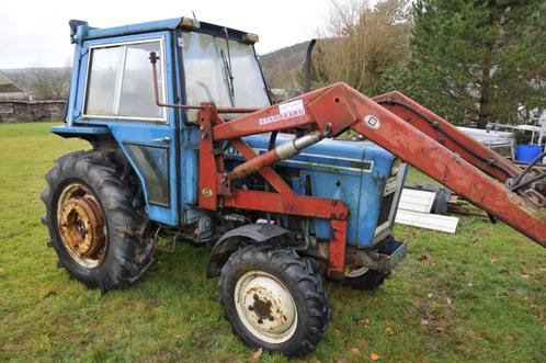 tracteur ford 4x4 , 30cv, 0476535393 toujours à vendre, Zakelijke goederen, Landbouw | Tractoren, Ford, Ophalen