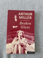 Livre Broken Glass d'Arthur Miller en anglais, Gelezen, Ophalen of Verzenden, Arthur Miller, Fictie