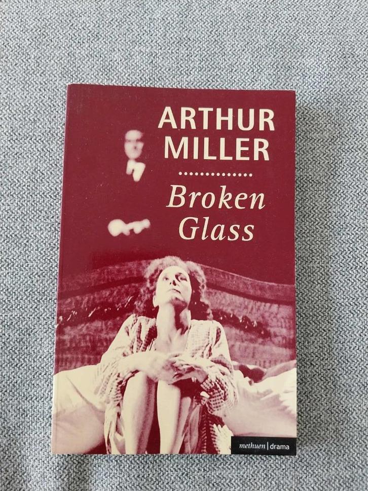 Livre Broken Glass d'Arthur Miller en anglais, Livres, Langue | Anglais, Utilisé, Fiction, Enlèvement ou Envoi