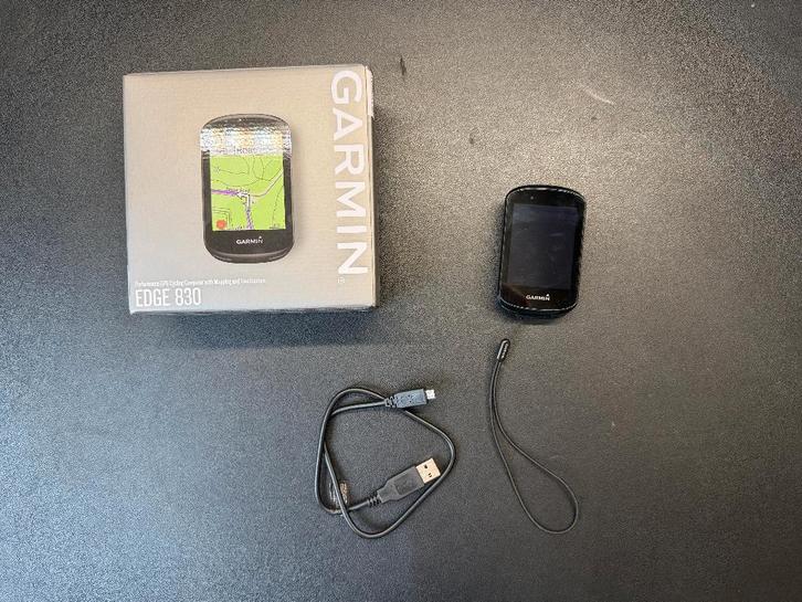 Garmin Edge 830, Fietsen en Brommers, Fietsaccessoires | Fietscomputers, Zo goed als nieuw, Draadloos, GPS, Snelheidssensor, Waterdicht