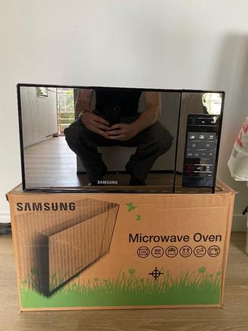 Microgolfoven Samsung beschikbaar voor biedingen