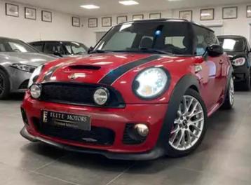 Mini John Cooper Works 1.6i - 155kW / Panodak / Navi / Xenon beschikbaar voor biedingen