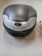Helmkoffer + beugel peugeot kisbee, Fietsen en Brommers, Ophalen, Zo goed als nieuw