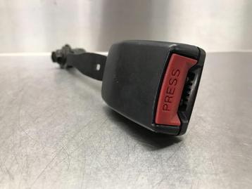 BOUCLE DE CEINTURE DE SECURITE AVANT DROIT SsangYong Rexton, Utilisé, SsangYong