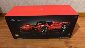 LEGO TECHNIC FERRARI DAYTONA 42143 GESEALD beschikbaar voor biedingen