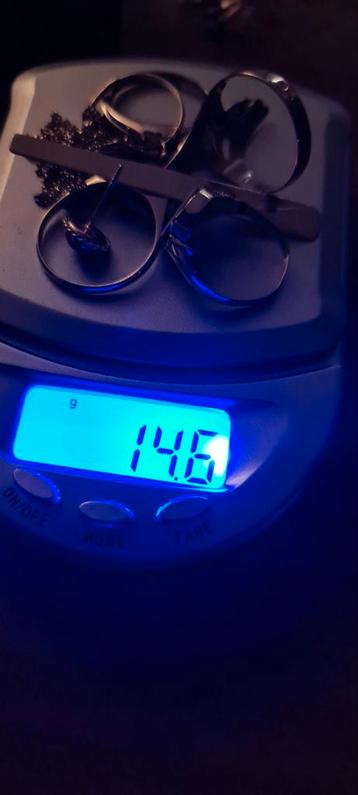 14.6 gram 14k goud beschikbaar voor biedingen