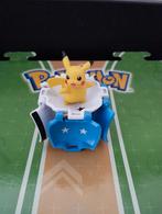 Pokémon figuur Pikachu met plooibare bal, Ophalen of Verzenden, Zo goed als nieuw